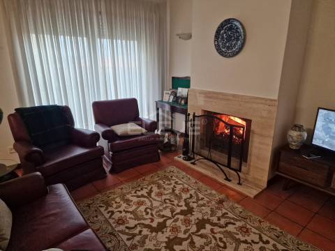 Excelente Moradia V5 Centro Ermesinde