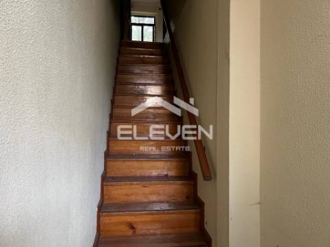 2 Prédios Centro do Porto com Comércio