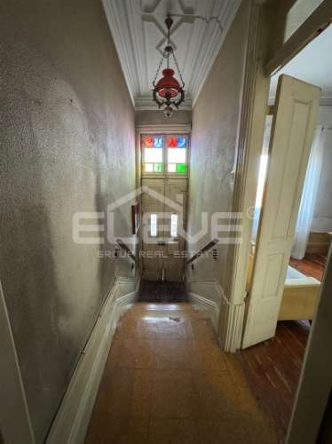 Moradia Para Remodelação Total – Vistas Rio Douro