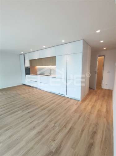 Apartamento T1 NOVO Câmara  de Gaia