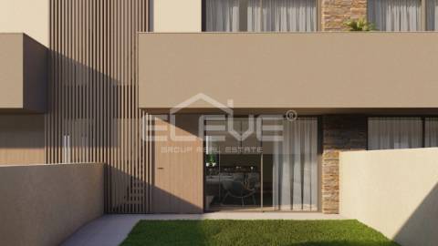 Villas da Marinha  a 700 metros das praias de São Félix da Marinha.