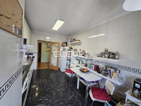 Espetacular T3 ao Metro Santo Ovideo