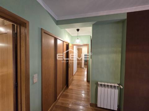 Espetacular T3 ao Metro Santo Ovideo