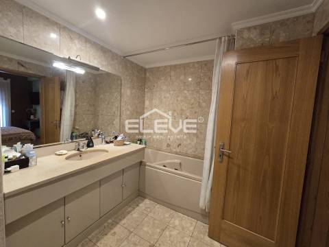 Espetacular T3 ao Metro Santo Ovideo