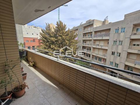 Espetacular T3 ao Metro Santo Ovideo