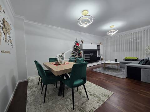 Apartamento T2 Venda em São João de Ver,Santa Maria da Feira