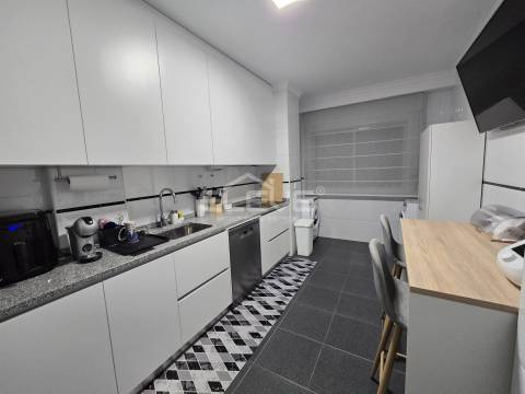 Apartamento T2 Venda em São João de Ver,Santa Maria da Feira
