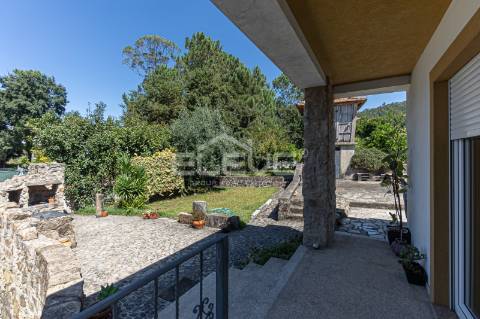 Moradia T3 Venda em Fajões,Oliveira de Azeméis