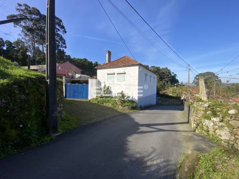 Moradia Devoluta T2 Venda em Venade e Azevedo,Caminha
