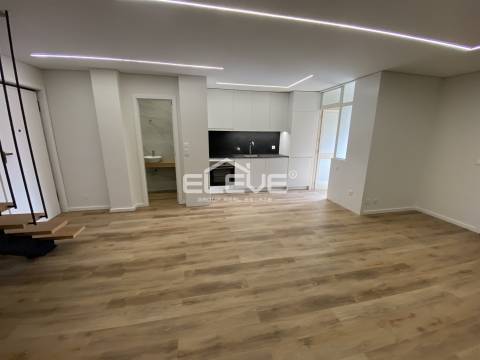 Excelente T2+1 Duplex Fânzeres