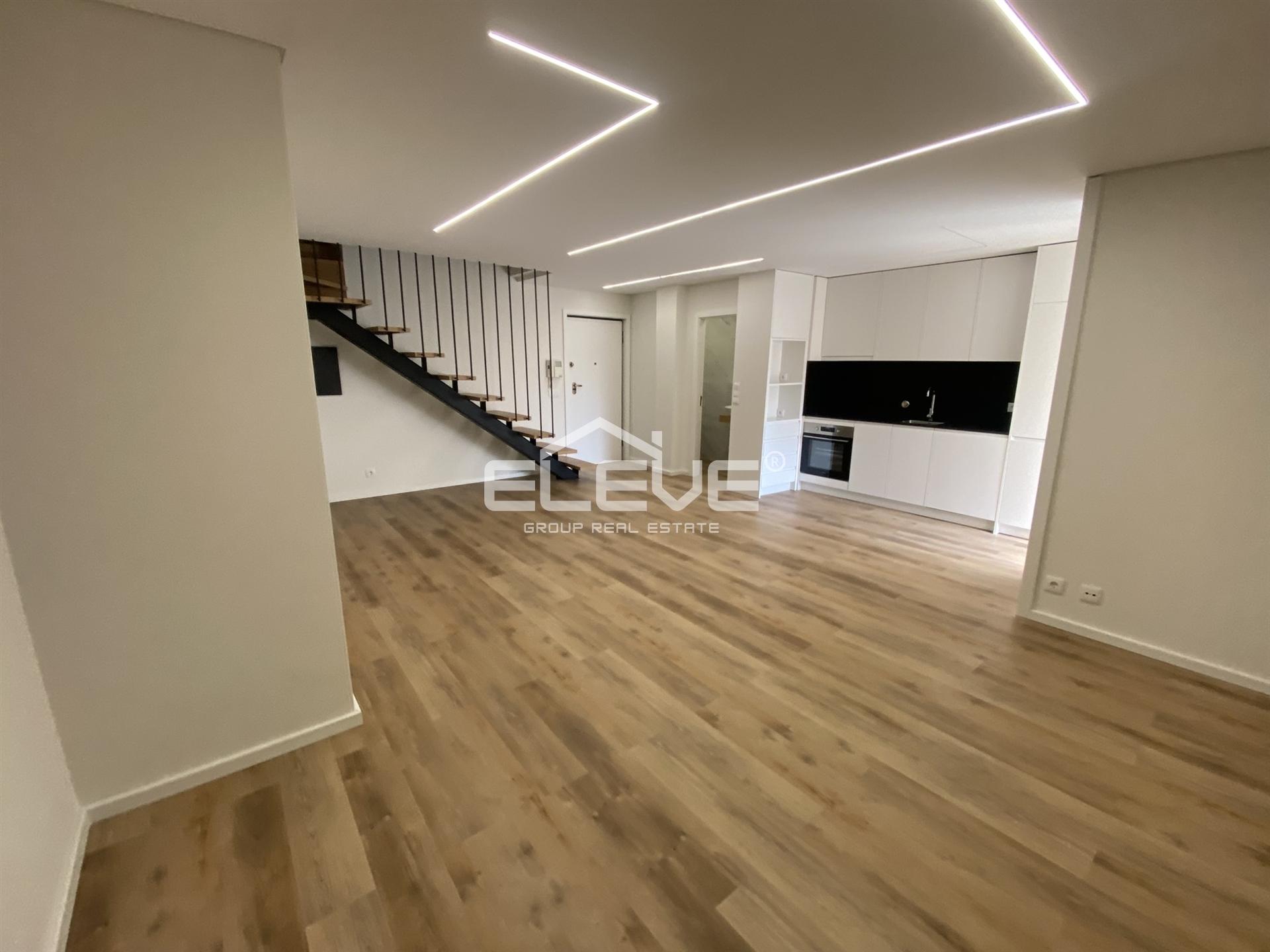 Excelente T2+1 Duplex Fânzeres