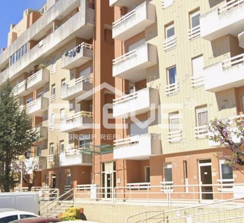 Excelente T2+1 Duplex Fânzeres