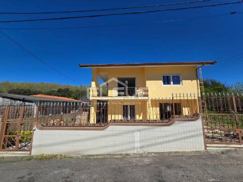 Moradia Isolada e totalmente renovada Sta Maria Lamas