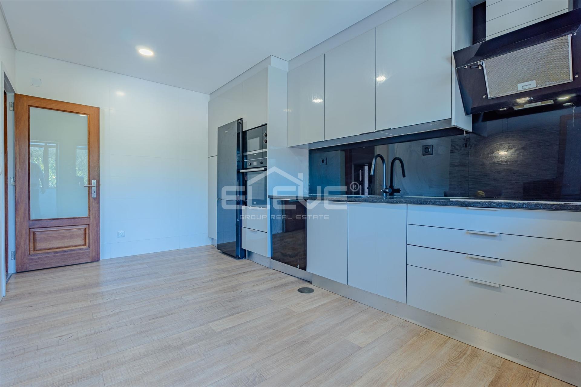 Espetacular Moradia T3 Rechousa - Gaia