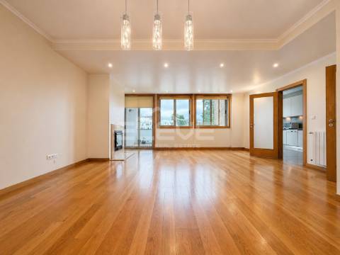 Excelente Apartamento T3 Santo Ovideo - Gaia