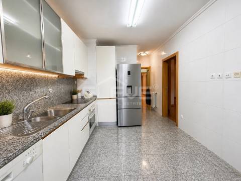 Excelente Apartamento T3 Santo Ovideo - Gaia