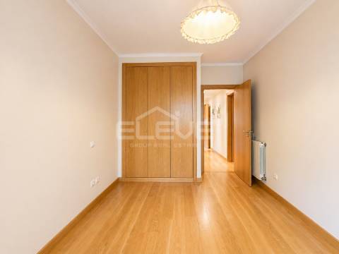 Excelente Apartamento T3 Santo Ovideo - Gaia