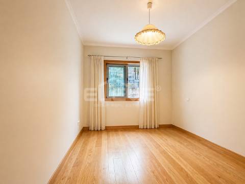 Excelente Apartamento T3 Santo Ovideo - Gaia
