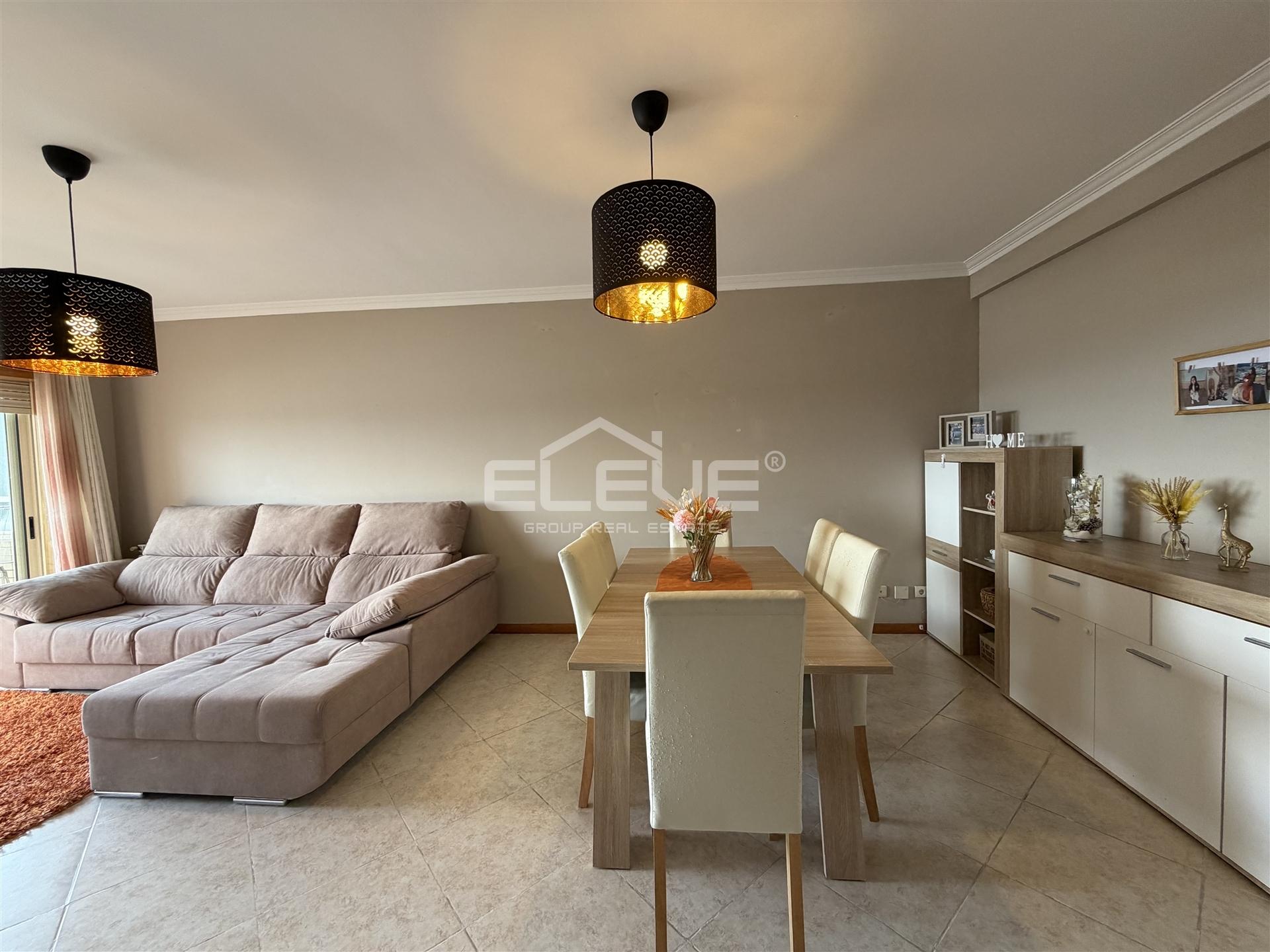 Excelente T2 Condomínio Reservado Vila Deste