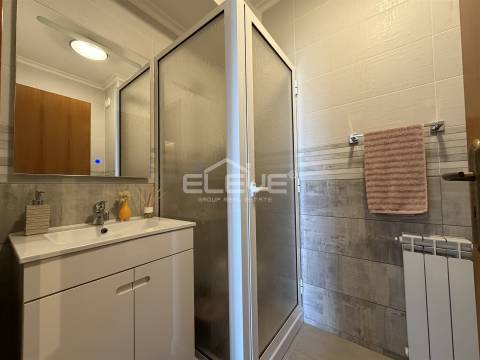 Excelente T2 Condomínio Reservado Vila Deste