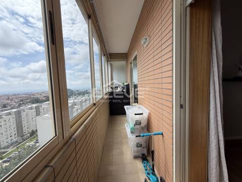 Excelente T2 Condomínio Reservado Vila Deste
