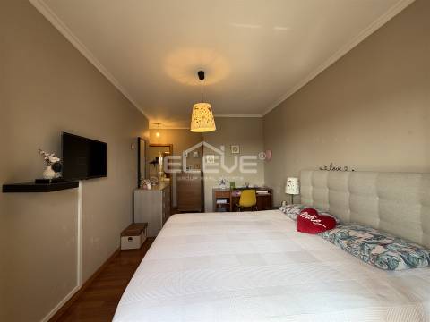 Excelente T2 Condomínio Reservado Vila Deste