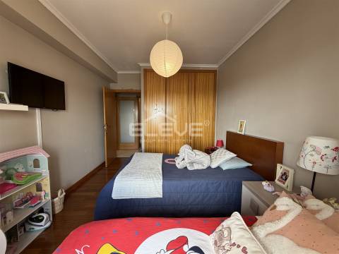 Excelente T2 Condomínio Reservado Vila Deste