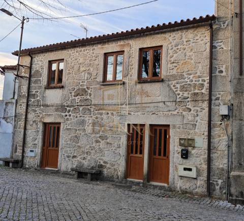 Moradia T2 Venda em Vila de Punhe,Viana do Castelo