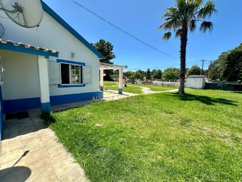 QUINTA COM TERRENO DE 2.95HA EM AO LADO DO SITIO DO PICÃO