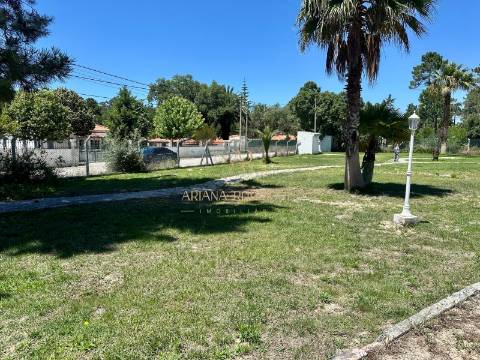 QUINTA COM TERRENO DE 2.95HA EM AO LADO DO SITIO DO PICÃO