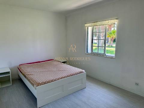 QUINTA COM TERRENO DE 2.95HA EM AO LADO DO SITIO DO PICÃO