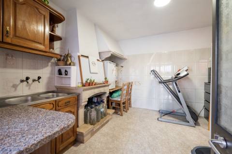 Andar de Moradia à venda em Corroios