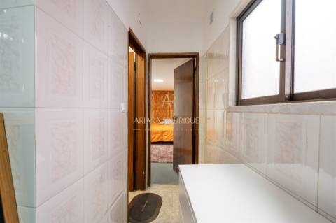 Andar de Moradia à venda em Corroios