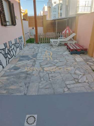 Andar de Moradia à venda em Corroios