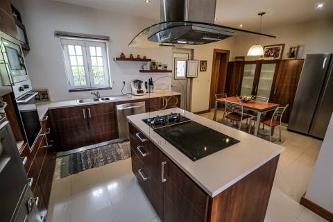 Moradia Isolada T4 Venda em Feteira,Angra do Heroísmo