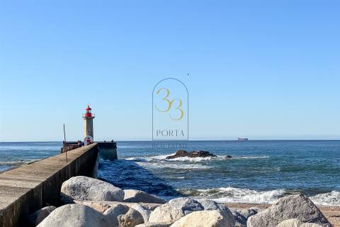 Fantástica Moradia T3 com Logradouro Foz do Douro - Porto
