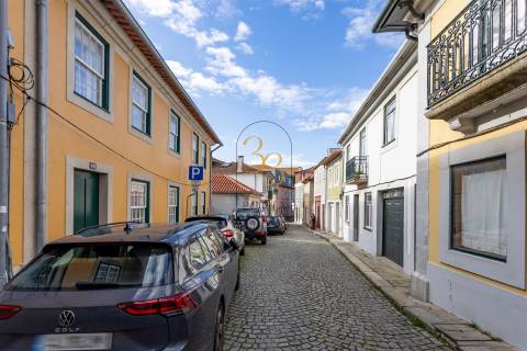 Fantástica Moradia T3 com Logradouro Foz do Douro - Porto