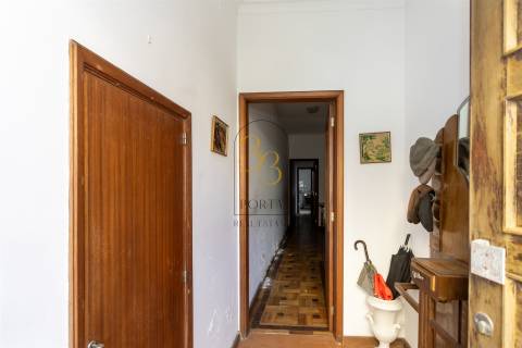 Fantástica Moradia T3 com Logradouro Foz do Douro - Porto