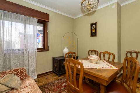 Fantástica Moradia T3 com Logradouro Foz do Douro - Porto