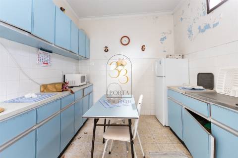 Fantástica Moradia T3 com Logradouro Foz do Douro - Porto