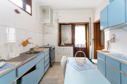 Fantástica Moradia T3 com Logradouro Foz do Douro - Porto