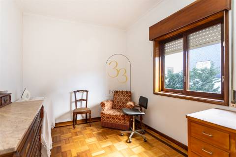 Fantástica Moradia T3 com Logradouro Foz do Douro - Porto