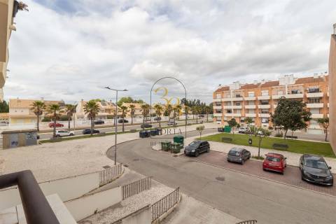 Fabuloso T2 na  Vila Serena - Pinhal Novo