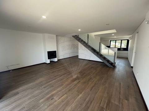 Moradia T3 para venda