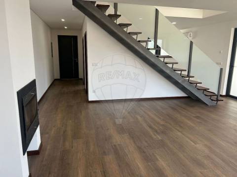 Moradia T3 para venda