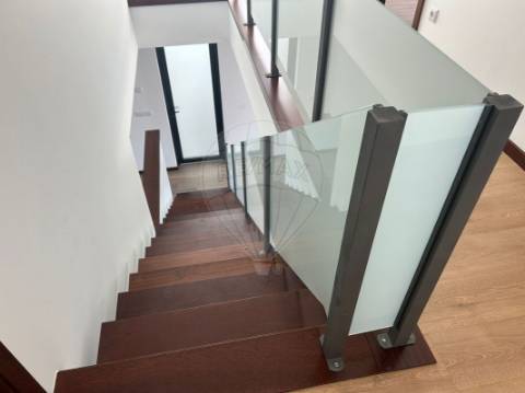 Moradia T3 para venda