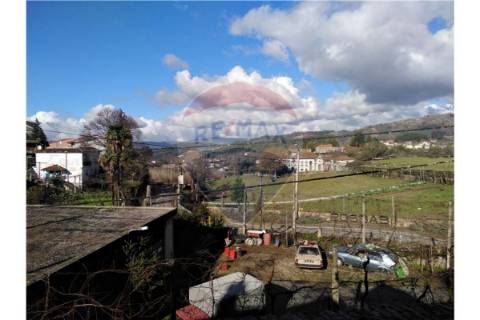 Moradia T0 para venda