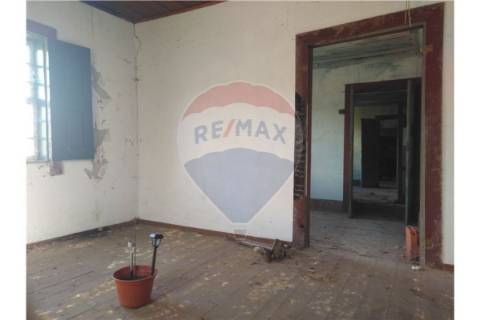 Moradia T0 para venda