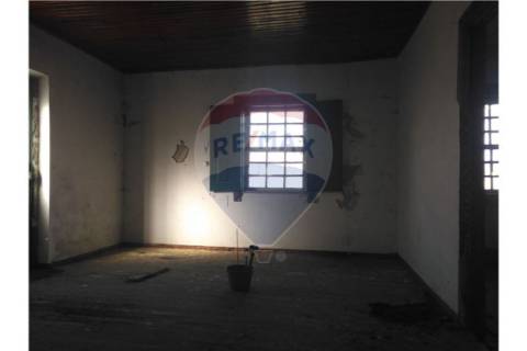 Moradia T0 para venda