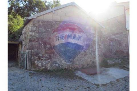 Moradia T0 para venda